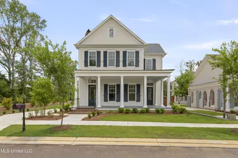 102 Commonwealth Dr, Madison, MS 39110