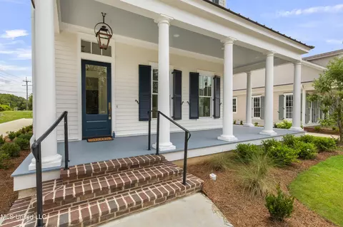 Exterior - 102 Commonwealth Dr, Madison, MS 39110 photo 6 of 13