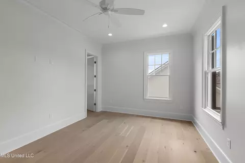 Bedroom - 102 Commonwealth Dr, Madison, MS 39110 photo 6 of 8