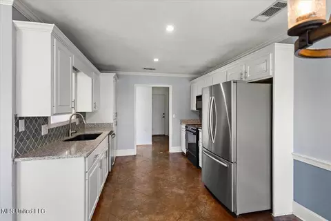 Other - 500 Silverleaf Xing, Brandon, MS 39047 photo 2 of 6