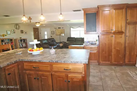 Kitchen - 1212 Highway 612, Lucedale, MS 39452 photo 4 of 5