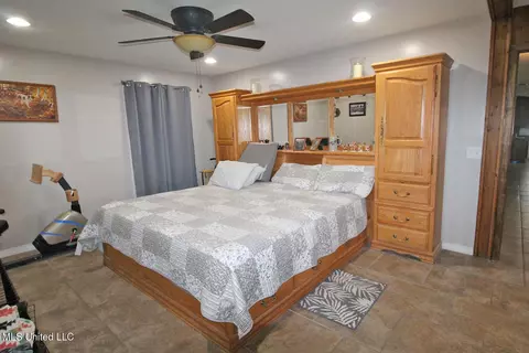 Bedroom - 1212 Highway 612, Lucedale, MS 39452 photo 4 of 7