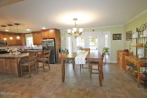 Dining - 1212 Highway 612, Lucedale, MS 39452 photo 3 of 3