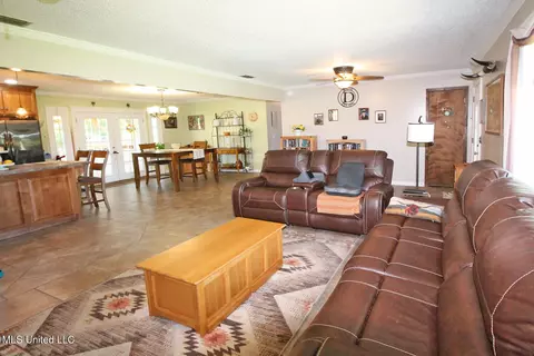 Living - 1212 Highway 612, Lucedale, MS 39452 photo 1 of 2