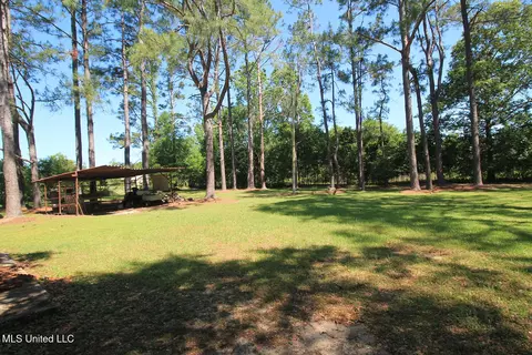 Exterior - 1212 Highway 612, Lucedale, MS 39452 photo 7 of 13