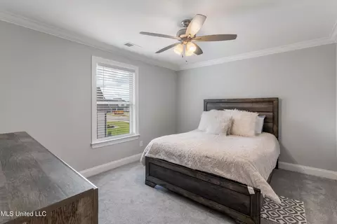 Bedroom - 4624 E Bakers Trl, Nesbit, MS 38651 photo 5 of 5