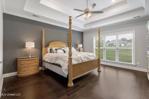 Bedroom - 4624 E Bakers Trl, Nesbit, MS 38651 photo 1 of 5