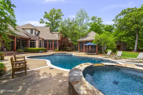 Exterior - 112 Langdon Dr, Madison, MS 39110 photo 6 of 20
