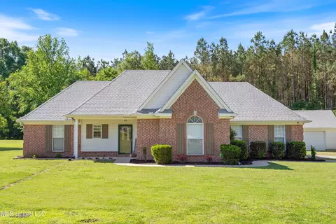 2482 Fletcher Cv, Hernando, MS 38632