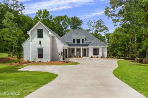 231 Oakside Trl, Madison, MS 39110