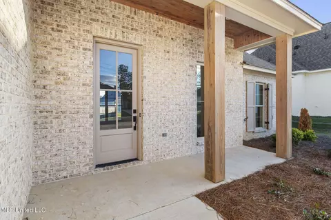 Other - 124 Lakecrest Dr, Madison, MS 39110 photo 1 of 15