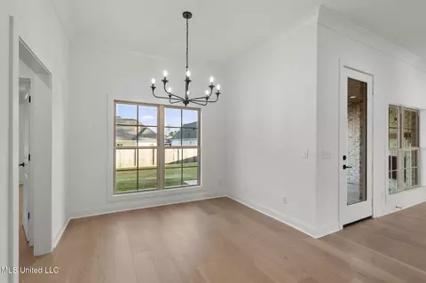Dining - 124 Lakecrest Dr, Madison, MS 39110 photo 1 of 1