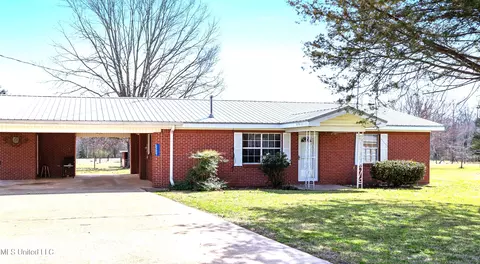 6589 Clifton Hillsboro Rd, Forest, MS 39074