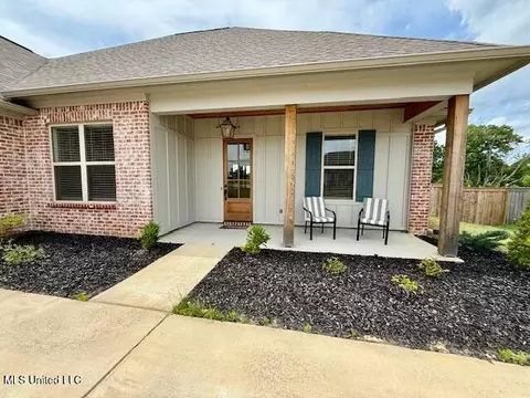 182 Catherine Blvd, Clinton, MS 39056 photo 5