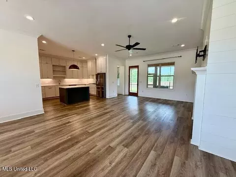 182 Catherine Blvd, Clinton, MS 39056 photo 7
