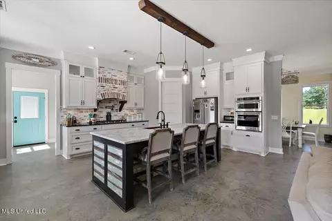 Kitchen - 1254 Wade Patrick Rd, Brandon, MS 39042 photo 1 of 3