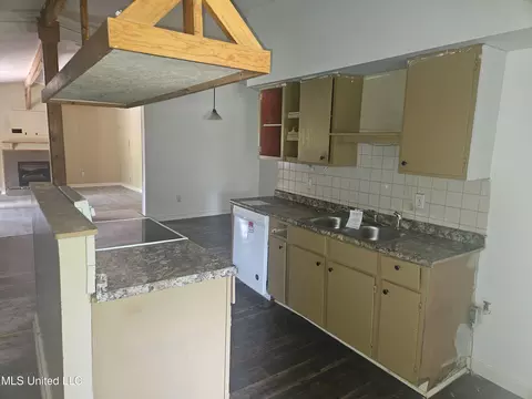 Kitchen - 209 Spooner Rd, Lucedale, MS 39452 photo 1 of 1