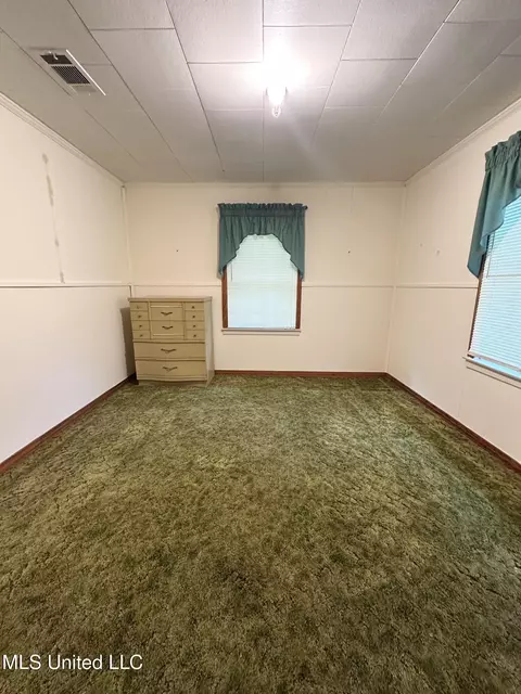 Bedroom - 46 Mullins Rd, Natchez, MS 39120 photo 3 of 3