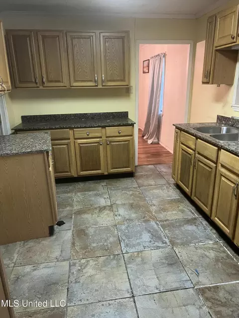 Kitchen - 6836 Holley Ave, Moss Point, MS 39563 photo 1 of 2