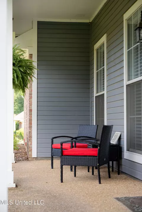 Exterior - 200 Devonport Cir, Raymond, MS 39154 photo 8 of 12