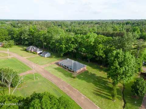 View/Area - 200 Devonport Cir, Raymond, MS 39154 photo 1 of 3