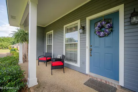 Exterior - 200 Devonport Cir, Raymond, MS 39154 photo 9 of 12