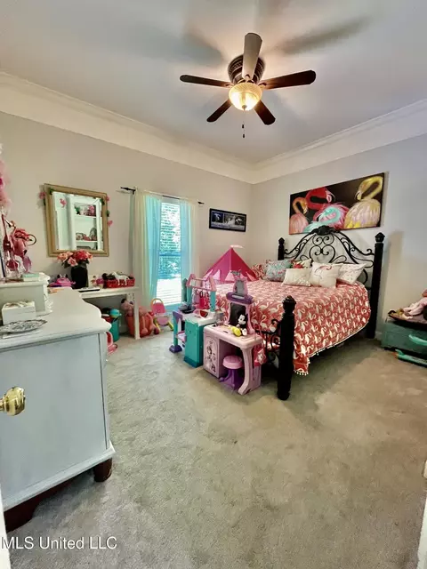 Bedroom - 415 Greenbriar St, Brandon, MS 39047 photo 3 of 5