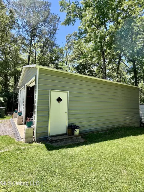 Other - 415 Greenbriar St, Brandon, MS 39047 photo 4 of 17
