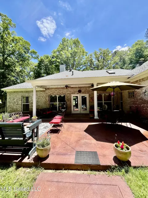 Other - 415 Greenbriar St, Brandon, MS 39047 photo 2 of 17