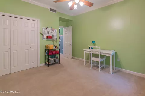 Bedroom - 255 Park Lane Pl, Jackson, MS 39211 photo 7 of 8