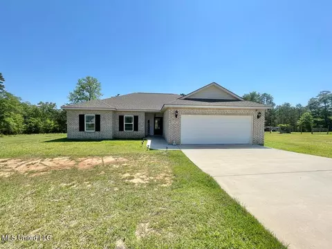18 E Harmony Dr E Dr, Carriere, MS 39426