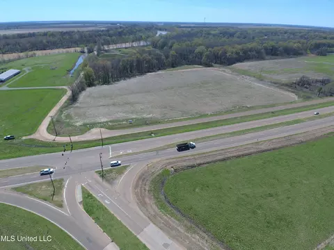 Highway 82/hwy 49 South Corner, Greenwood, MS 38930