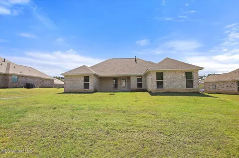 Exterior - 114 Bailey Cv, Canton, MS 39046 photo 2 of 4