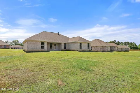 Exterior - 114 Bailey Cv, Canton, MS 39046 photo 4 of 4