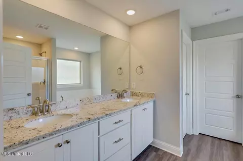 Entry Way - 114 Bailey Cv, Canton, MS 39046 photo 1 of 1
