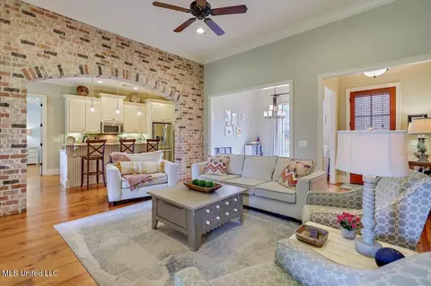116 Huber St, Madison, MS 39110 photo 7