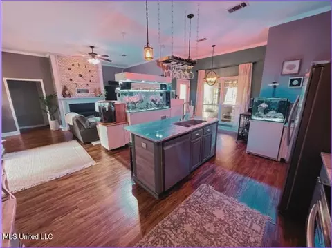 318 Fairview Dr, Brandon, MS 39047 photo 5