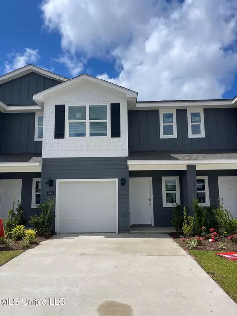 7856 Reagan Ct, Ocean Springs, MS 39564