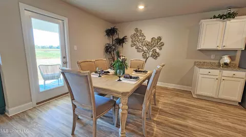9668 Reserve Blvd, Biloxi, MS 39532 photo 12