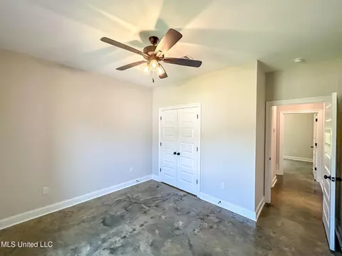Bedroom - 968 Riverside Ln, Pearl, MS 39208 photo 5 of 5