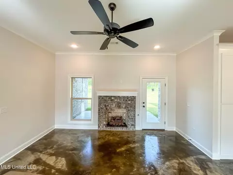 970 Riverside Ln, Pearl, MS 39208 photo 6