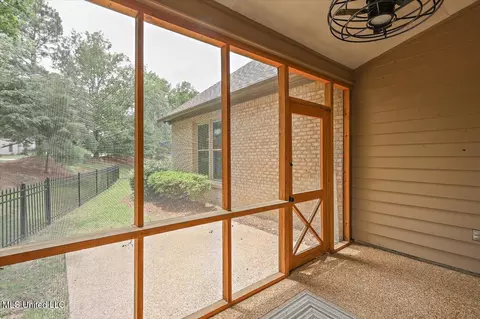 Exterior - 407 Belle Pointe Ln, Madison, MS 39110 photo 6 of 11
