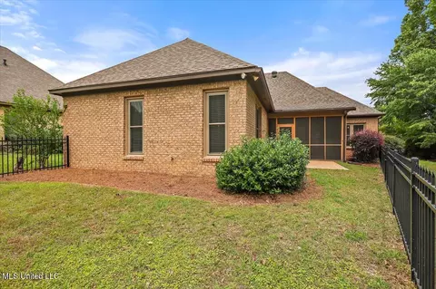 Exterior - 407 Belle Pointe Ln, Madison, MS 39110 photo 8 of 11