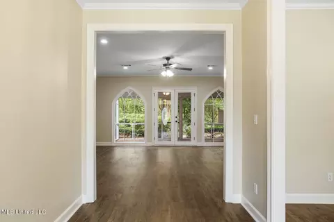 Entry Way - 1918 Old Highway 16, Benton, MS 39039 photo 2 of 2