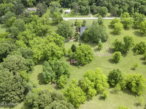 View/Area - 1918 Old Highway 16, Benton, MS 39039 photo 1 of 2
