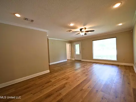 4 Live Oak Ct, Diamondhead, MS 39525 photo 5