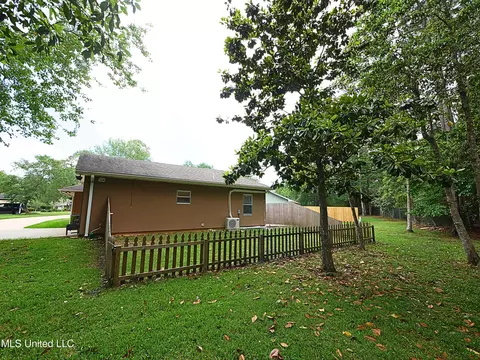 4 Live Oak Ct, Diamondhead, MS 39525 photo 36