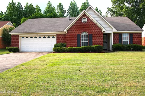 4126 N Triple Crown Loop, Southaven, MS 38671