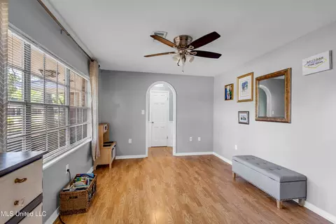 617 S Forest Ave, Long Beach, MS 39560 photo 4