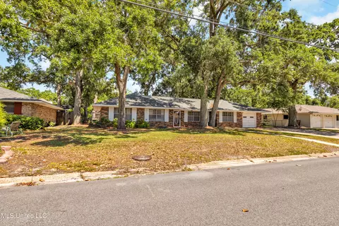 617 S Forest Ave, Long Beach, MS 39560 photo 24